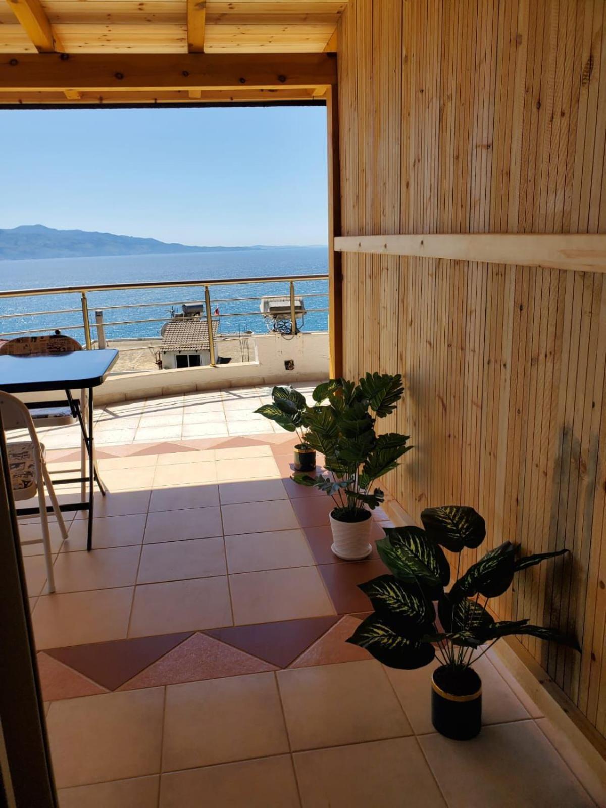 Summer Gate Apartment Sarandë Exteriér fotografie