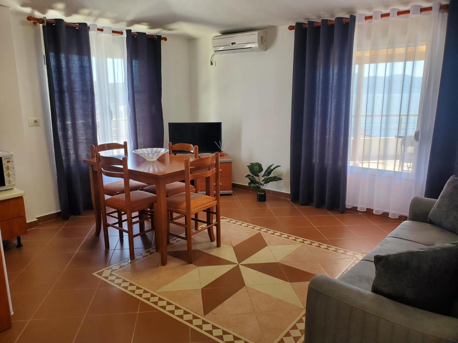 Summer Gate Apartment Sarandë Exteriér fotografie