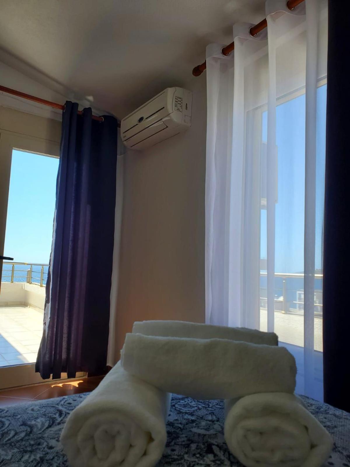 Summer Gate Apartment Sarandë Exteriér fotografie