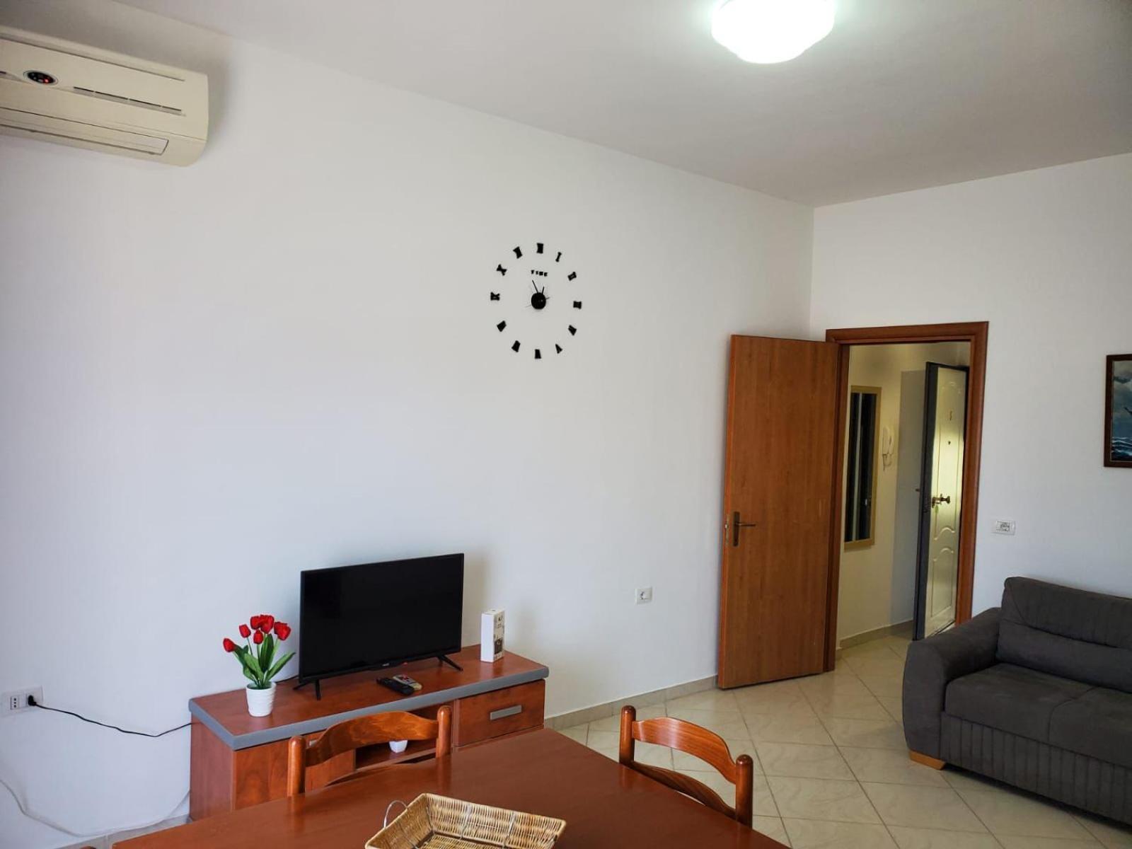 Summer Gate Apartment Sarandë Exteriér fotografie