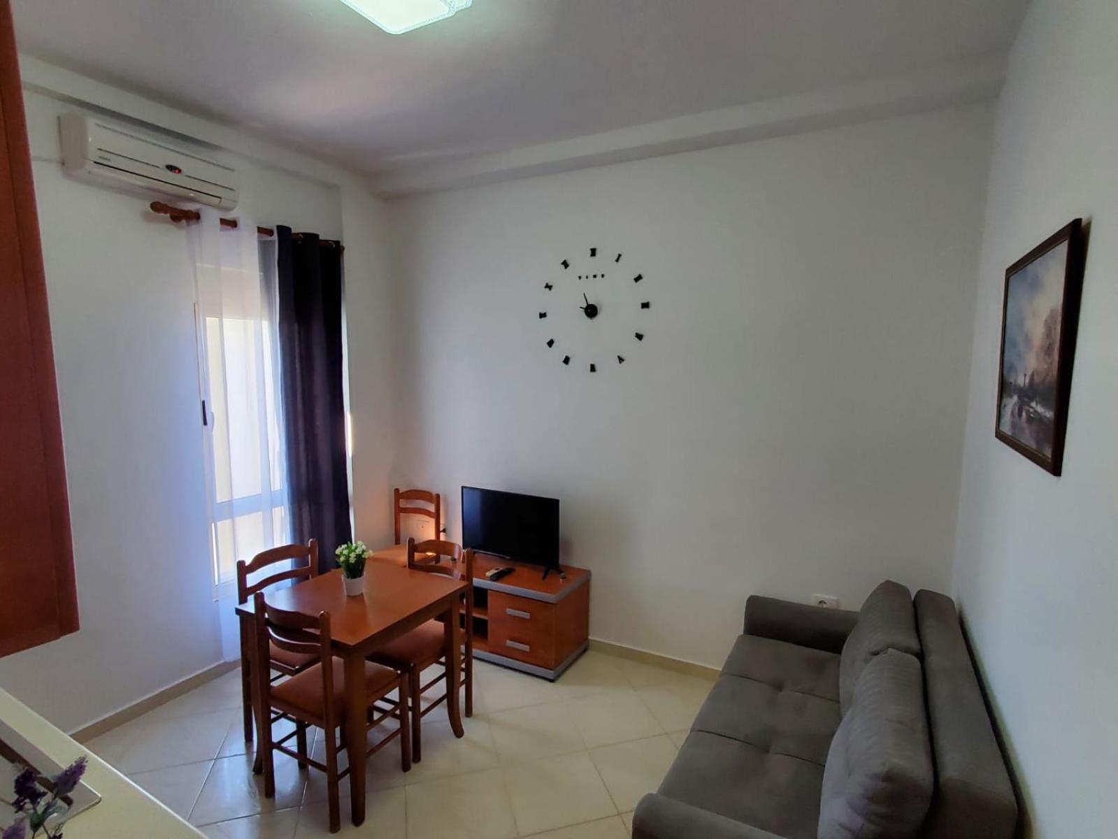 Summer Gate Apartment Sarandë Exteriér fotografie