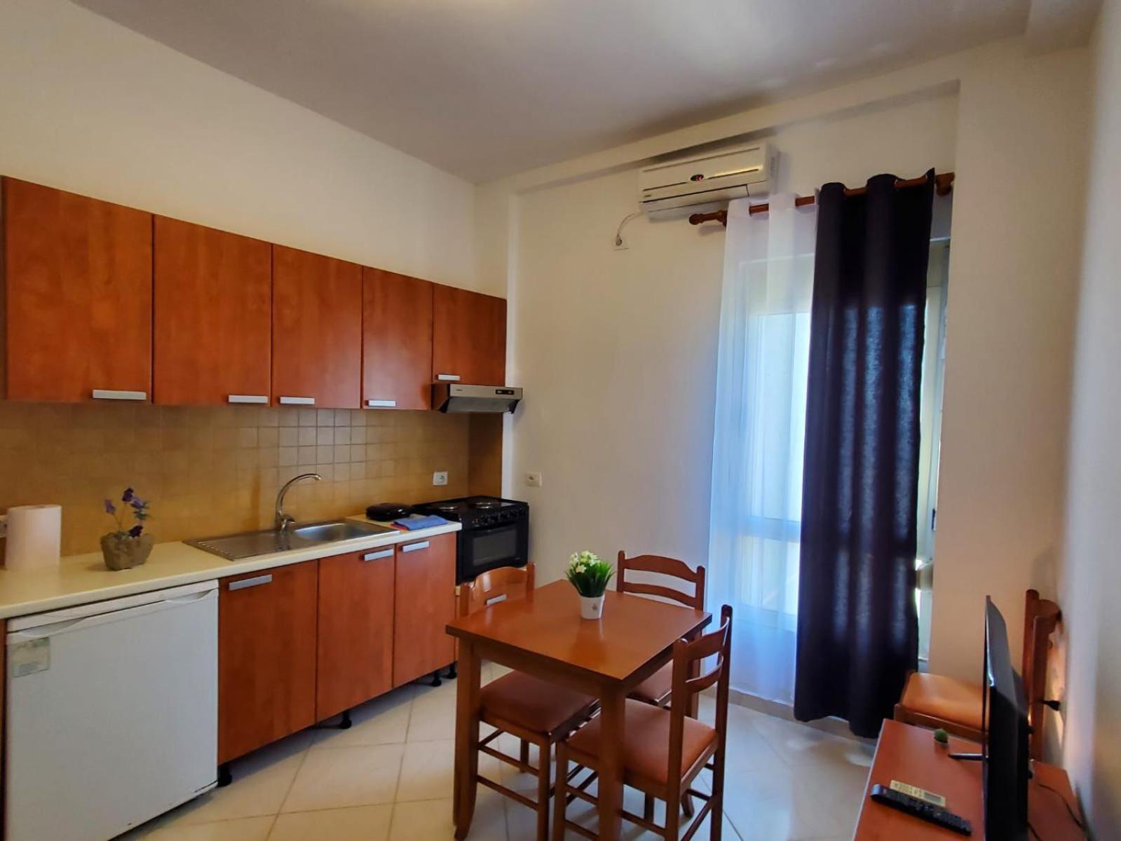 Summer Gate Apartment Sarandë Exteriér fotografie